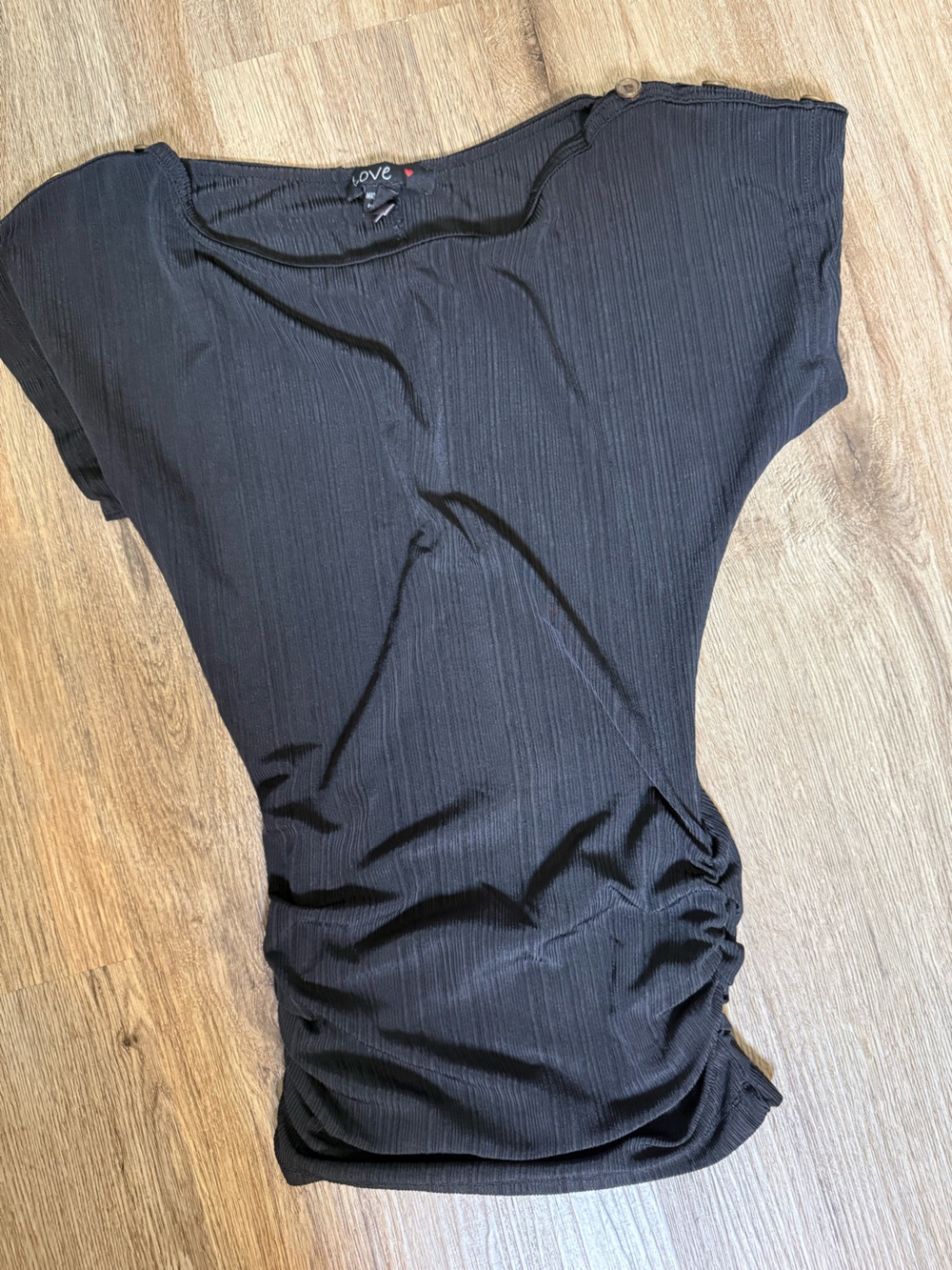 Love Black Short Sleeve Ruched Side Tee